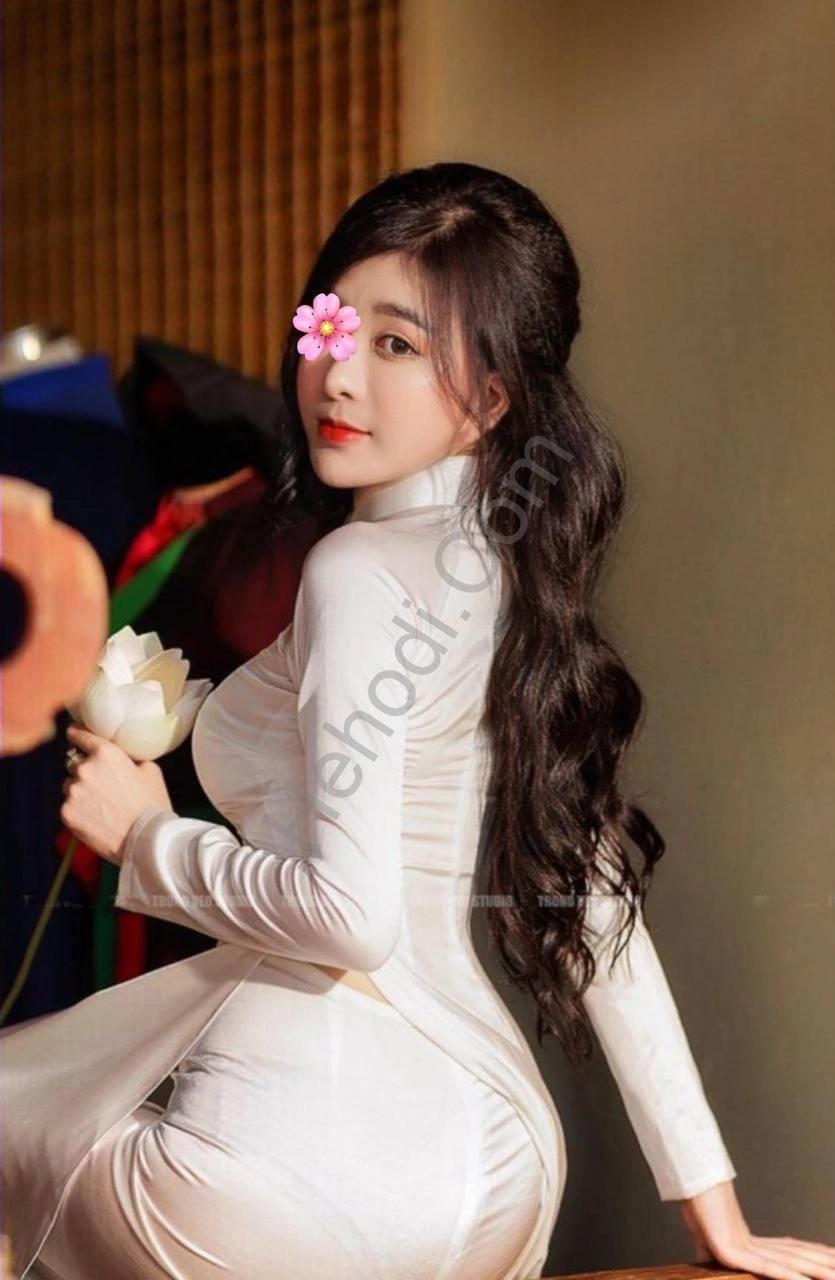 khánh linh (là gái gọi), mình đang ở Tp tuy hoà phú yên