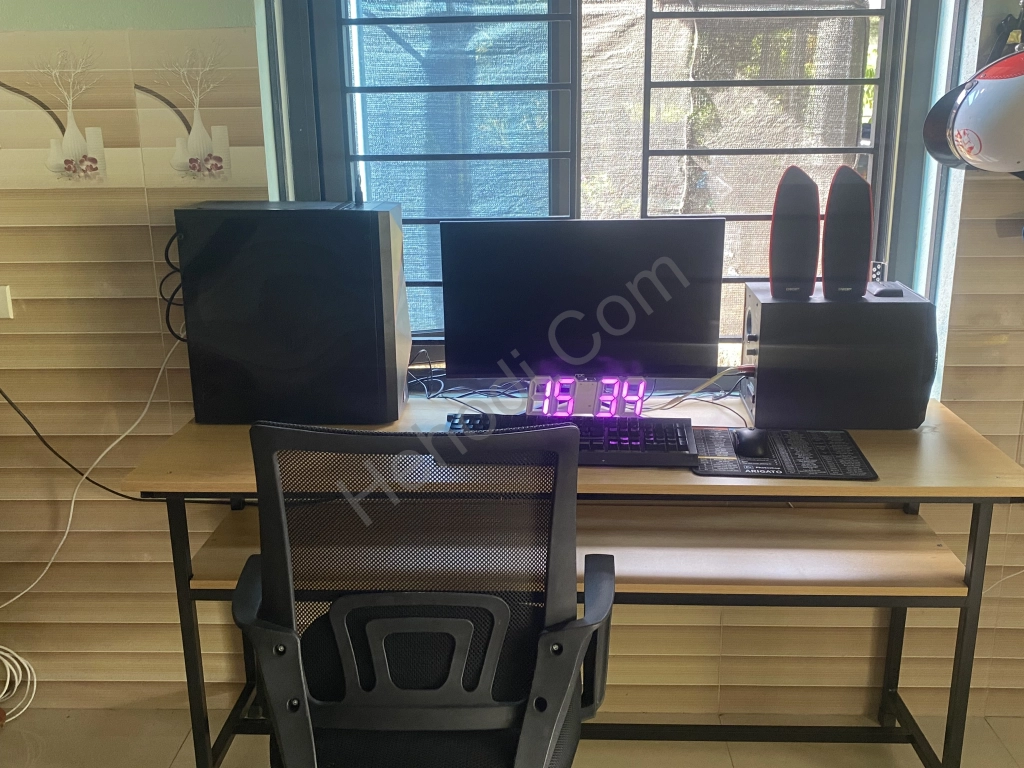 Trai 27 phục vụ các chị em