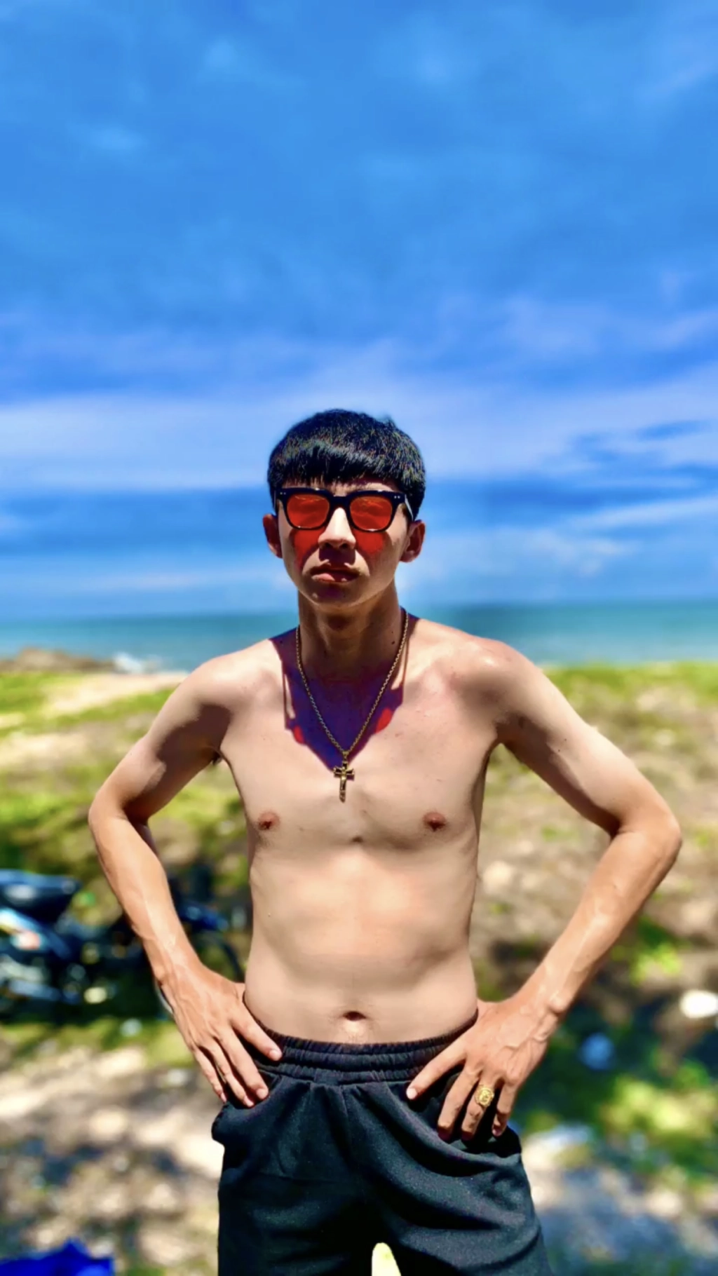 tìm người giúp đở em