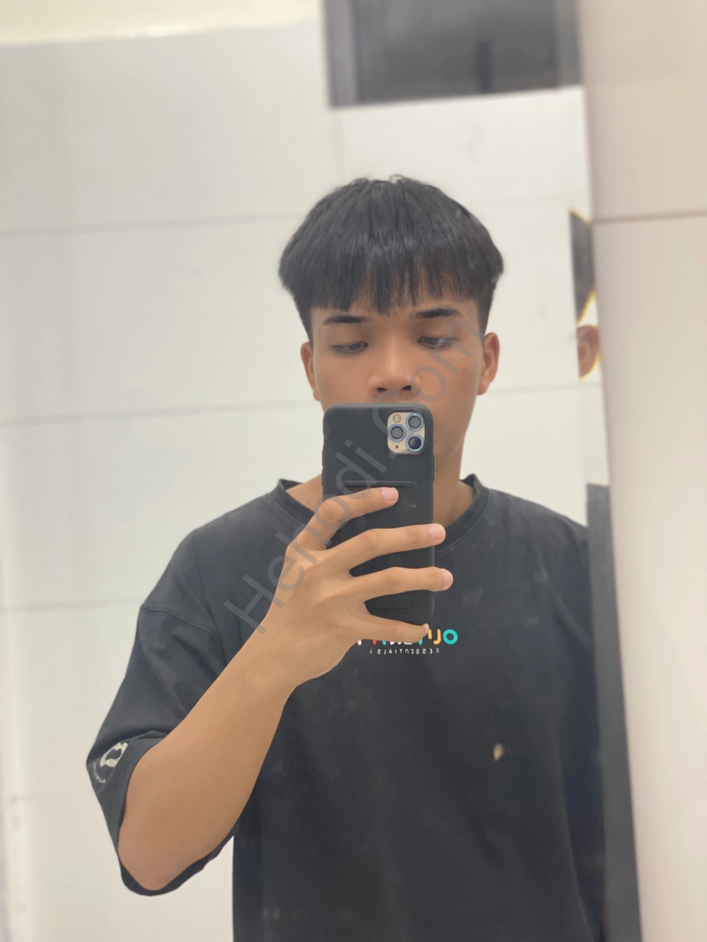 E nhận phục vụ mấy chị ạ