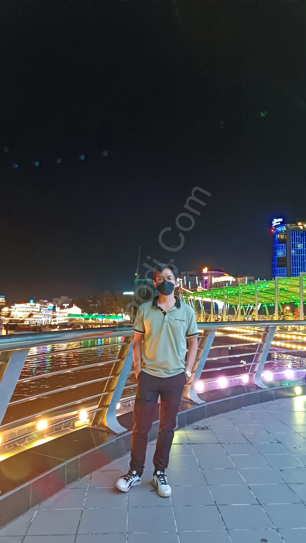 Tìm các chị em