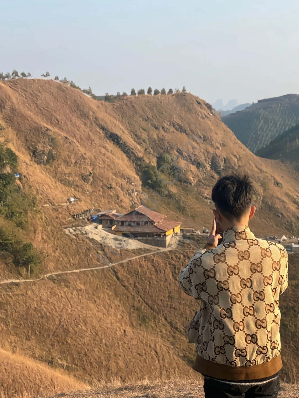Muốn tìm bạn nửa quan hệ ạ,hợp thì đến lâu dài nè