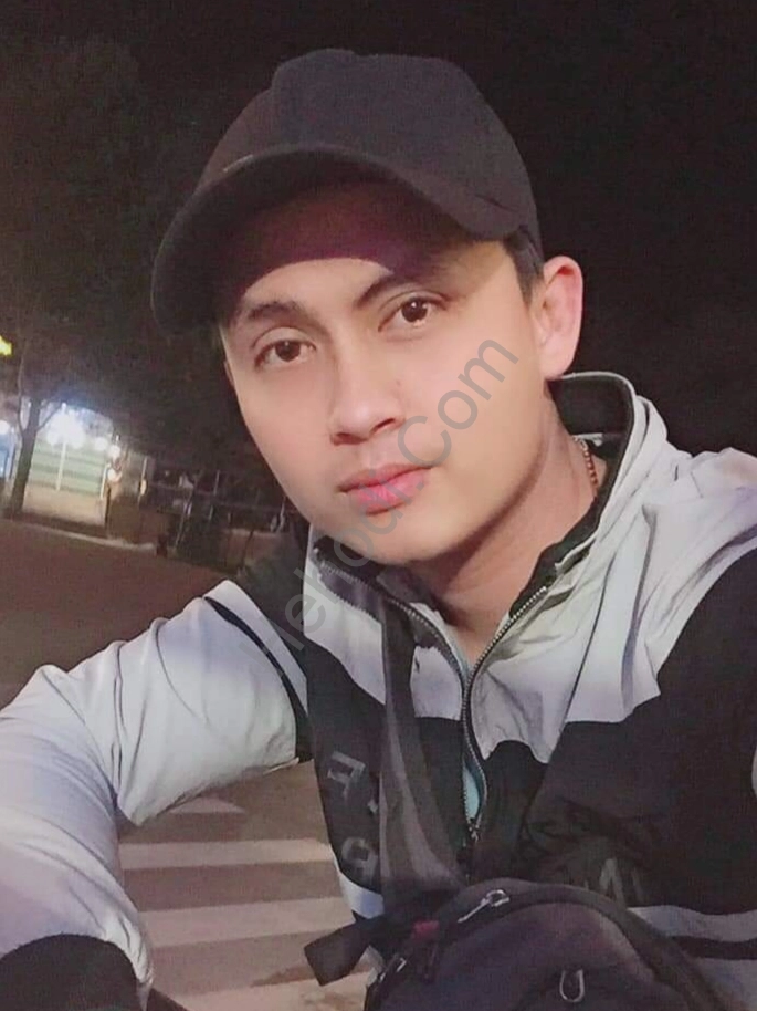 Tìm bạn gái tâm sự