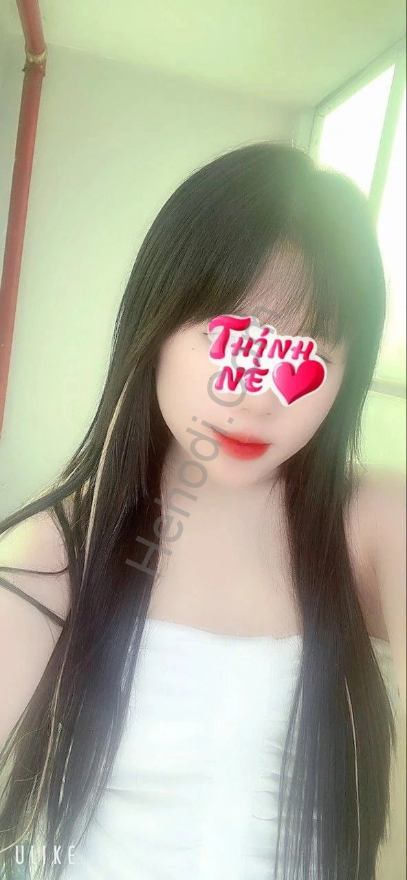 Kim Anh ( là gái gọi), 19 tuổi và mình đang ở Bồ Đề -Long Biên, Hà Nội