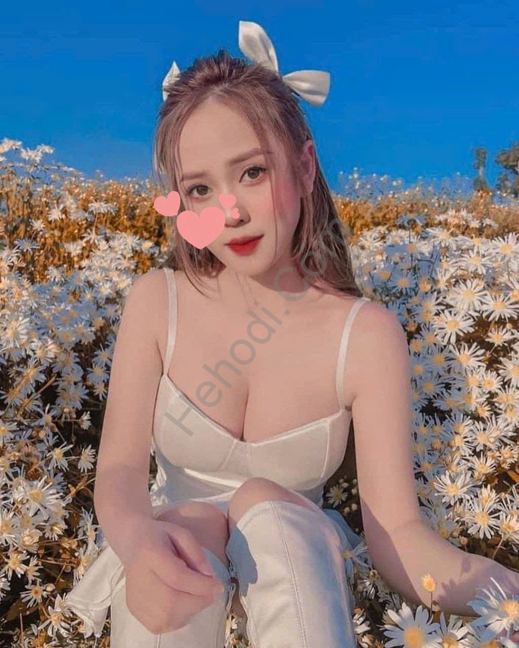 Khánh linh em đang ở Tây hồ Hà Nội em 21 tuổi hôn lỗ nhị