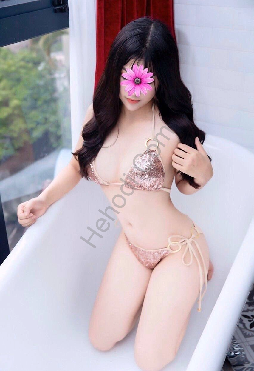Khánh Linh (là gái gọi), mình đang là gái gọi ở Ngã Tư Trôi , Trạm Trôi, Hoài Đức, Hà Nội