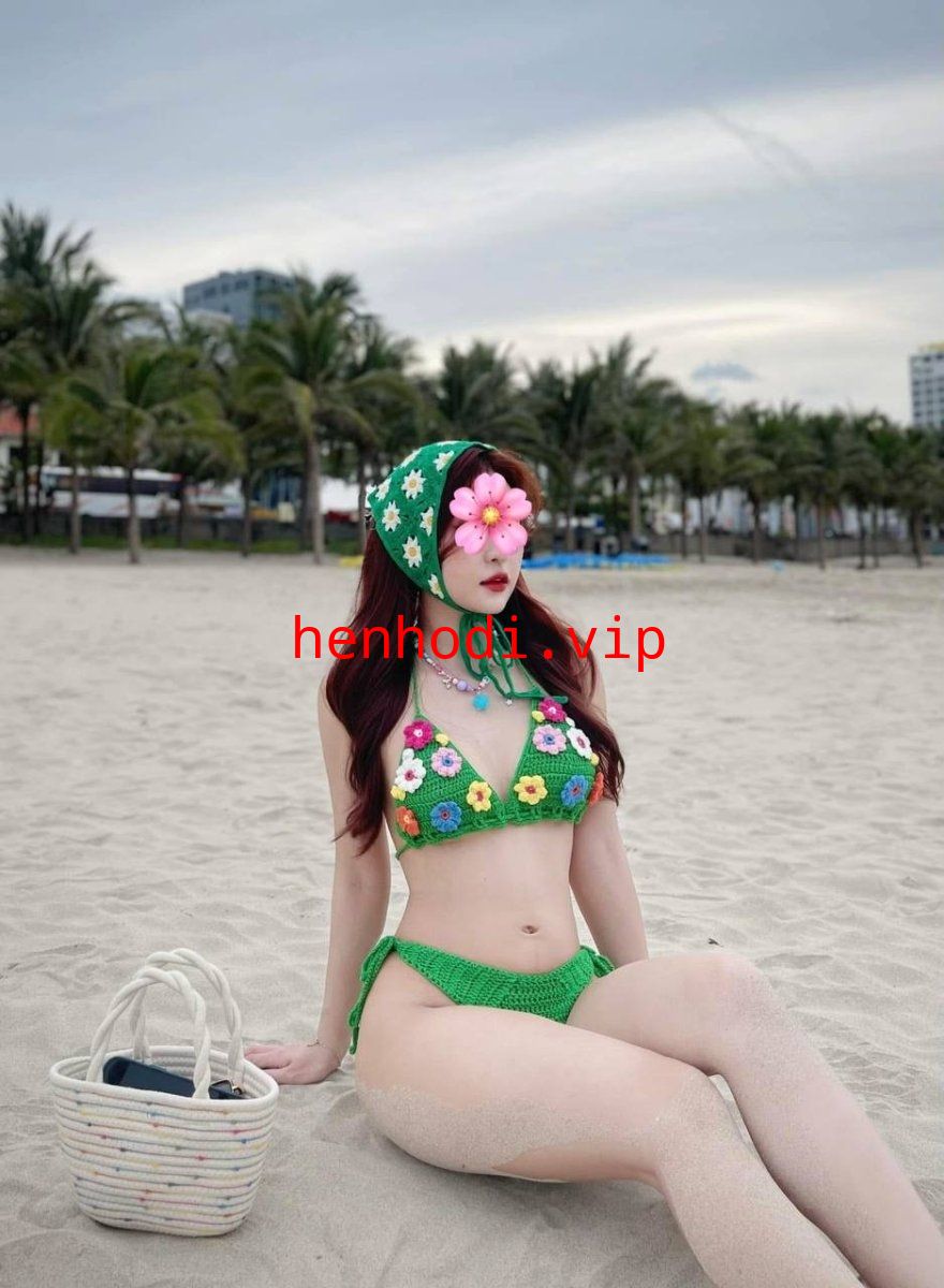 Anh Thư (là gái gọi), mình đang ở Ngã Tư Trôi , Trạm Trôi, Hoài Đức, Hà Nội